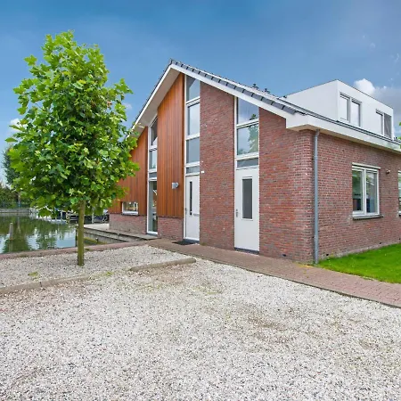 Holiday De Meerparel-4 * Uitgeest